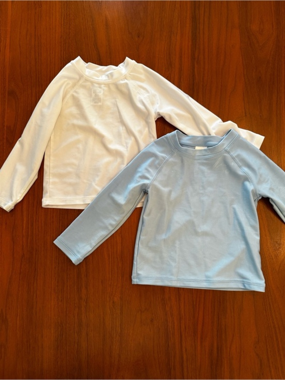 Pair of rash guards for baby boy size 18 months White & Light Blue